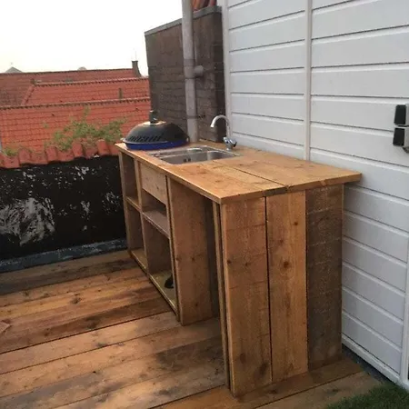 Дом отдыха In *